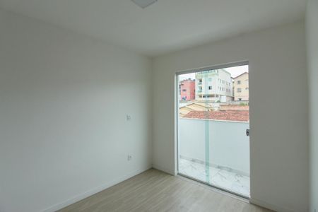 Apartamento à venda com 98m², 2 quartos e 2 vagasSuíte