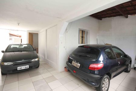 Casa à venda com 172m², 2 quartos e 2 vagas
