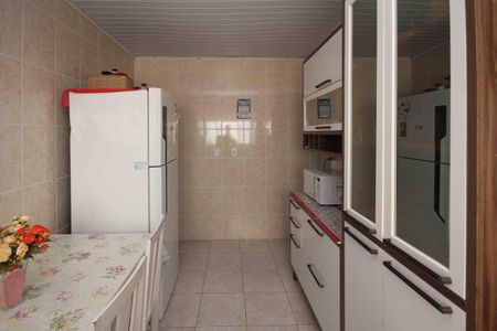 Casa à venda com 172m², 2 quartos e 2 vagas