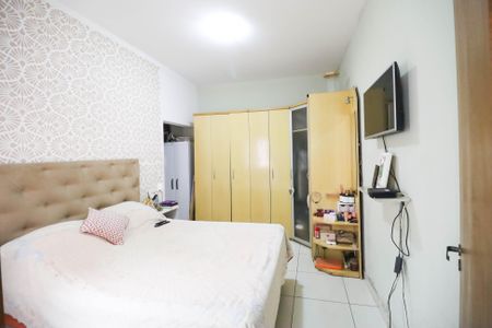 Casa à venda com 60m², 2 quartos e 2 vagas