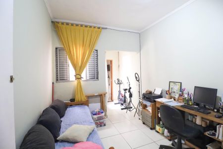 Casa à venda com 60m², 2 quartos e 2 vagas