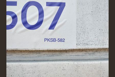 Casa à venda com 60m², 2 quartos e 2 vagas