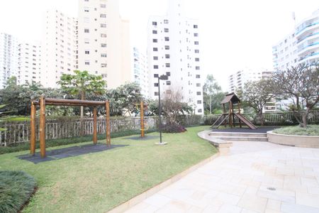 Apartamento à venda com 145m², 3 quartos e 3 vagasÁrea comum - Playground