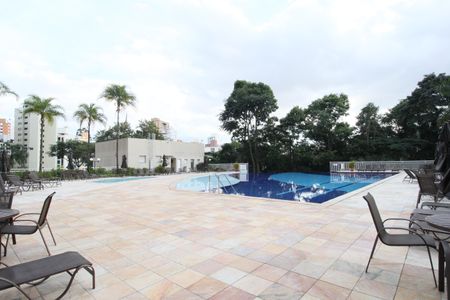 Apartamento à venda com 145m², 3 quartos e 3 vagasÁrea comum - Piscina