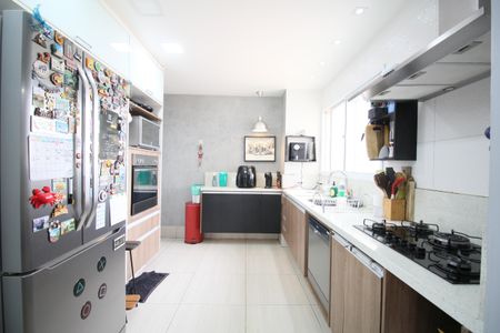 Apartamento à venda com 145m², 3 quartos e 3 vagasCozinha