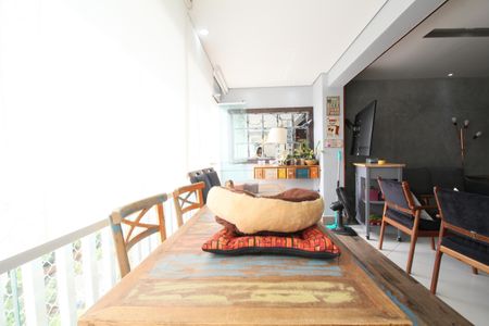 Apartamento à venda com 145m², 3 quartos e 3 vagasVaranda