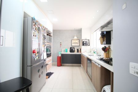 Apartamento à venda com 145m², 3 quartos e 3 vagasCozinha