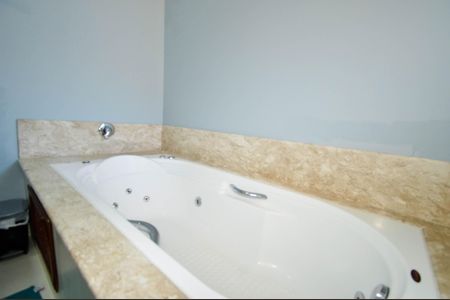 Casa à venda com 200m², 3 quartos e 4 vagas Casa à venda com 200m², 3 quartos e 4 vagasBanheiro da Suíte 1