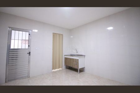 Sala/Cozinha de casa para alugar com 1 quarto, 40m² em Jardim Três Marias, São Paulo