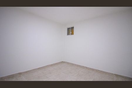 Quarto de casa para alugar com 1 quarto, 40m² em Jardim Três Marias, São Paulo