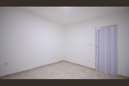 Quarto de casa para alugar com 1 quarto, 40m² em Jardim Três Marias, São Paulo