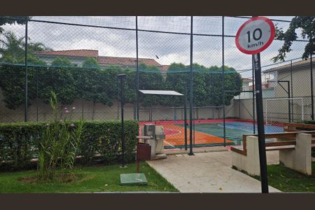 Casa de condomínio para alugar com 120m², 3 quartos e 2 vagasQuadra Esportiva