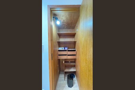 Apartamento para alugar com 88m², 2 quartos e sem vagaCloset Quarto 1