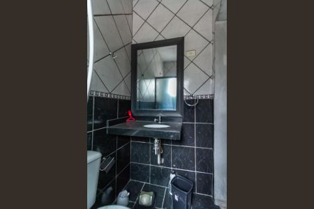 Casa à venda com 145m², 2 quartos e 1 vagaBanheiro