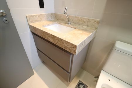 Apartamento para alugar com 151m², 3 quartos e 3 vagasBanheiro do Quarto 3