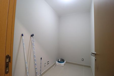 Apartamento para alugar com 151m², 3 quartos e 3 vagasÁrea de Serviço