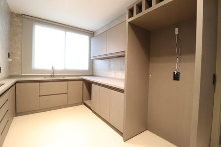 Apartamento para alugar com 151m², 3 quartos e 3 vagasCozinha