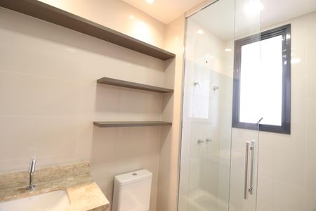 Apartamento para alugar com 151m², 3 quartos e 3 vagasBanheiro do Quarto 3