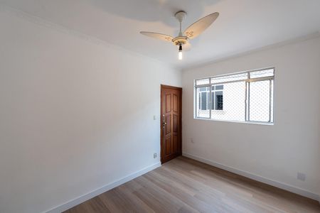 Sala de apartamento para alugar com 2 quartos, 76m² em Embaré, Santos