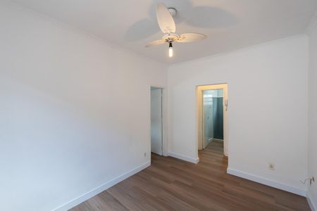 Sala de apartamento para alugar com 2 quartos, 76m² em Embaré, Santos