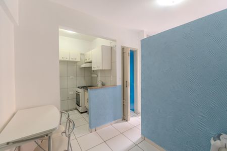 Studio para alugar com 34m², 1 quarto e sem vaga Studio para alugar com 34m², 1 quarto e sem vagaSala