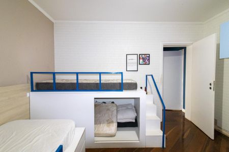 Casa à venda com 507m², 4 quartos e 10 vagasQuarto 5