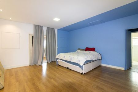 Casa à venda com 507m², 4 quartos e 10 vagasSuite 2