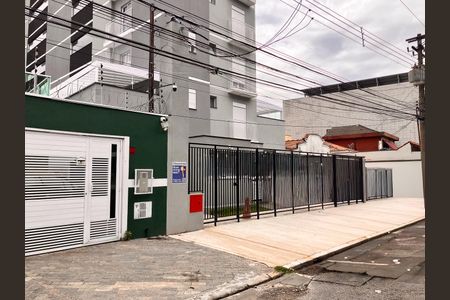 Apartamento para alugar com 48m², 2 quartos e sem vaga Apartamento para alugar com 48m², 2 quartos e sem vagaFachada