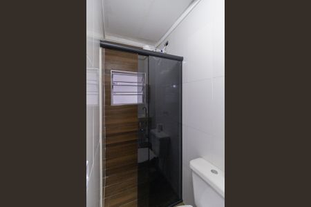 Banheiro de casa para alugar com 1 quarto, 32m² em Bela Vista, Osasco