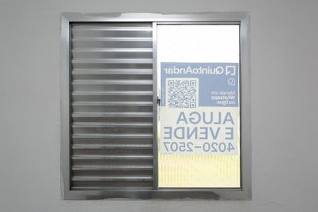 Apartamento à venda com 60m², 2 quartos e sem vagaPlaca instalada na janela do imóvel - Código da placa: EGWY-156