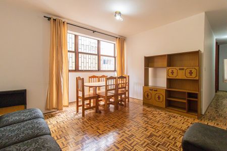 Sala de apartamento para alugar com 3 quartos, 81m² em Centro, Curitiba