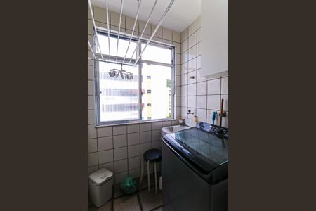 Apartamento à venda com 49m², 2 quartos e 2 vagas Apartamento à venda com 49m², 2 quartos e 2 vagasCozinha e Área de Serviço