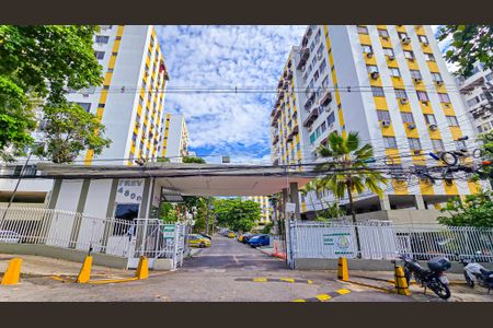 Apartamento à venda com 49m², 2 quartos e 2 vagas Apartamento à venda com 49m², 2 quartos e 2 vagasFachado do condomínio