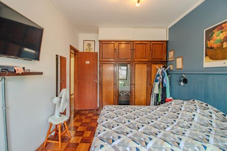 Quarto 1 de apartamento para alugar com 2 quartos, 51m² em Higienópolis, Porto Alegre