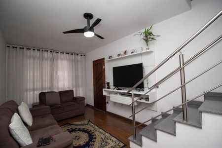 Sala de casa à venda com 4 quartos, 150m² em Vila Bancaria Munhoz, São Paulo