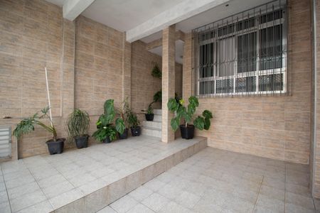Casa à venda com 150m², 4 quartos e 2 vagasGaragem