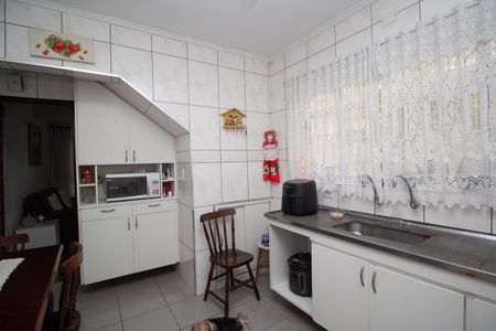 Casa à venda com 150m², 4 quartos e 2 vagasCozinha