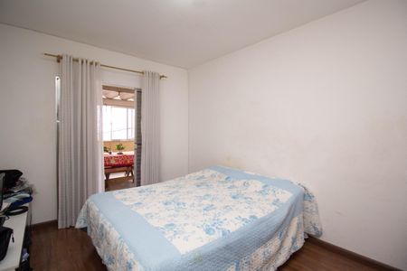 Casa à venda com 150m², 4 quartos e 2 vagasQuarto 4