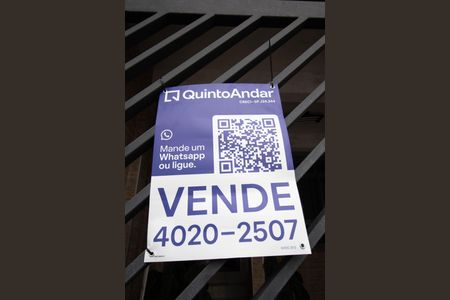 Casa à venda com 150m², 4 quartos e 2 vagasFachada - placa instalada
