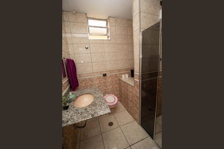 Casa à venda com 150m², 4 quartos e 2 vagasBanheiro Social