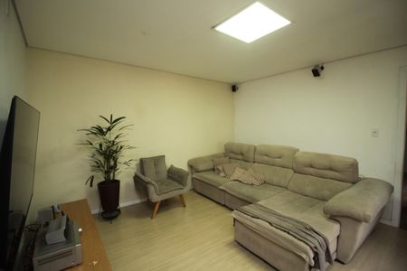 Sala de casa à venda com 3 quartos, 125m² em São Lucas, São Paulo