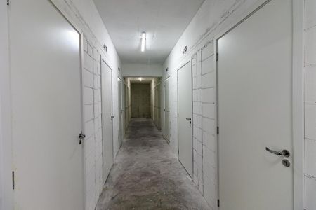 Studio para alugar com 28m², 1 quarto e 1 vaga Studio para alugar com 28m², 1 quarto e 1 vagaDepósito