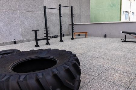 Studio para alugar com 28m², 1 quarto e 1 vaga Studio para alugar com 28m², 1 quarto e 1 vagaÁrea comum - Academia