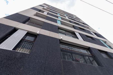 Studio para alugar com 28m², 1 quarto e 1 vaga Studio para alugar com 28m², 1 quarto e 1 vagaFachada