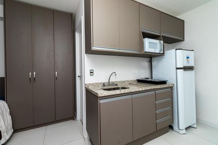 Studio para alugar com 28m², 1 quarto e 1 vaga Studio para alugar com 28m², 1 quarto e 1 vagaStúdio - Cozinha