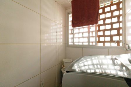 Apartamento à venda com 67m², 3 quartos e 1 vagaÁrea de Serviço