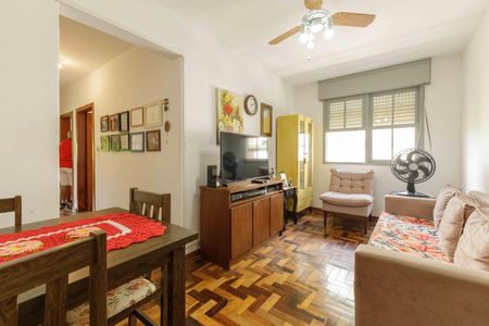 Sala de apartamento à venda com 3 quartos, 67m² em Petrópolis, Porto Alegre