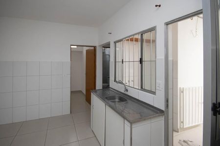 Casa para alugar com 45m², 2 quartos e sem vagaCozinha 