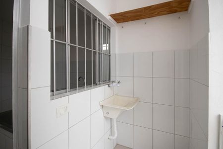 Casa para alugar com 45m², 2 quartos e sem vagaÁrea de Serviço
