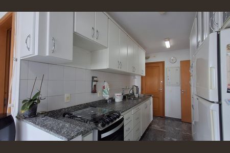 Apartamento à venda com 127m², 3 quartos e 2 vagasCozinha